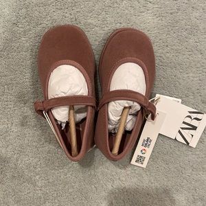 Zara Baby Velvet Mary Janes